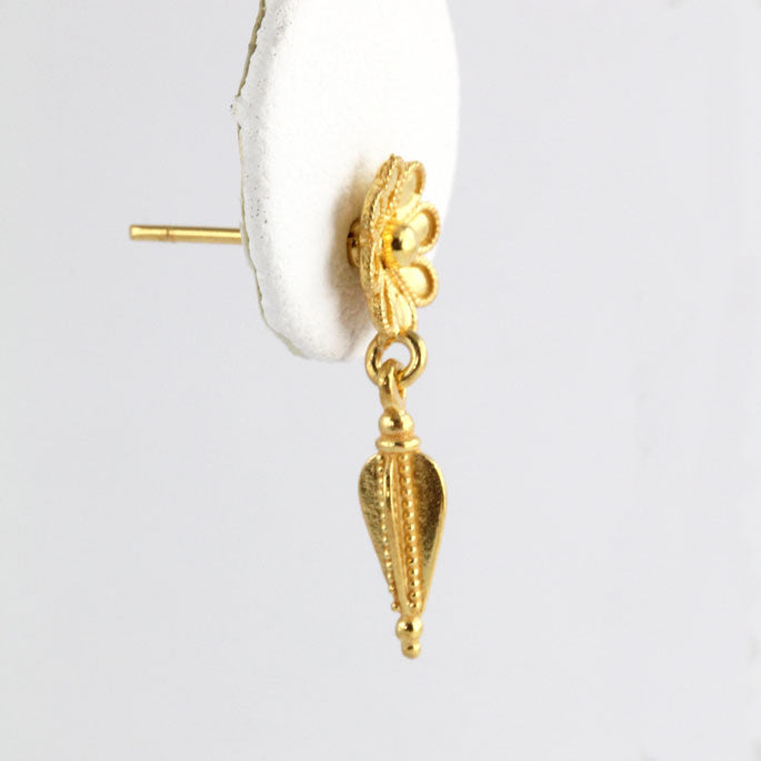 HK1508e Gold Archaic Design Earrings_4
