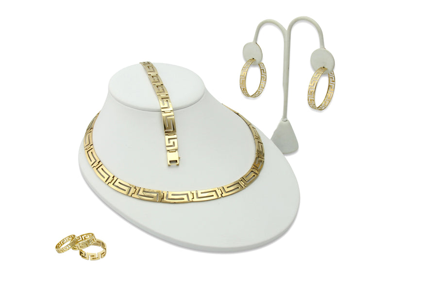 Sleek Ariadne Collar 14K Gold Necklace