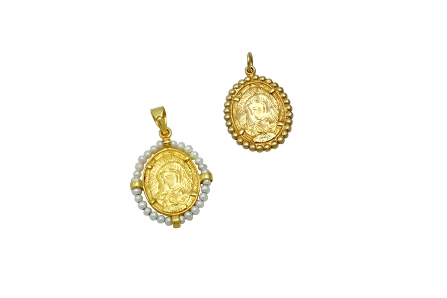 Gold Madonna pendant w/pearls