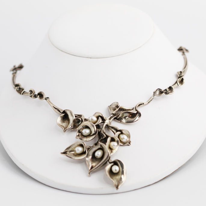 PR7205n Silver Calla Lilies Necklace _2