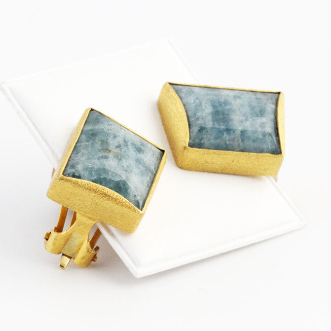 SV6551e Gold & Aquamarine Earrings