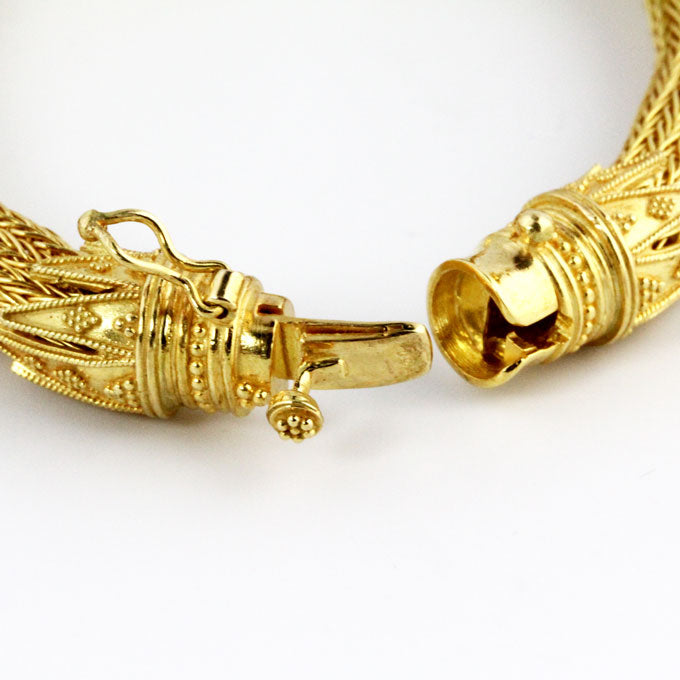 HK0704b Gold Rams Head Bracelet _6