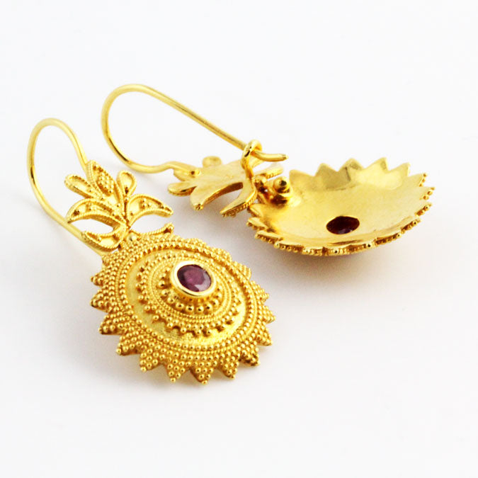 HK0506e Gold Ruby Earrings _5